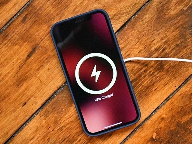 梅列苹果手机维修分享iPhone 12可以随便充电吗 